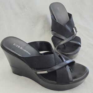 BCBGeneration Black Wedge Sandals‎ Platform Thong Criss Cross Straps Size 8